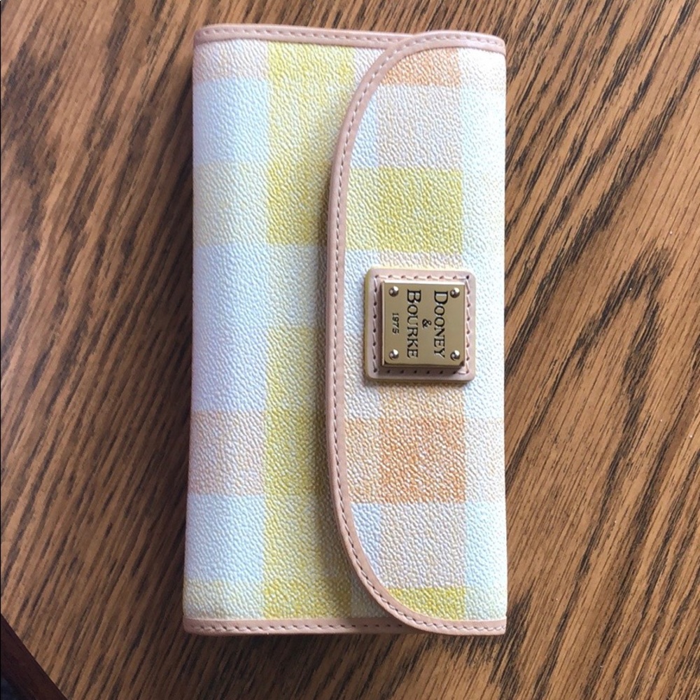 Dooney & Bourke Wallet